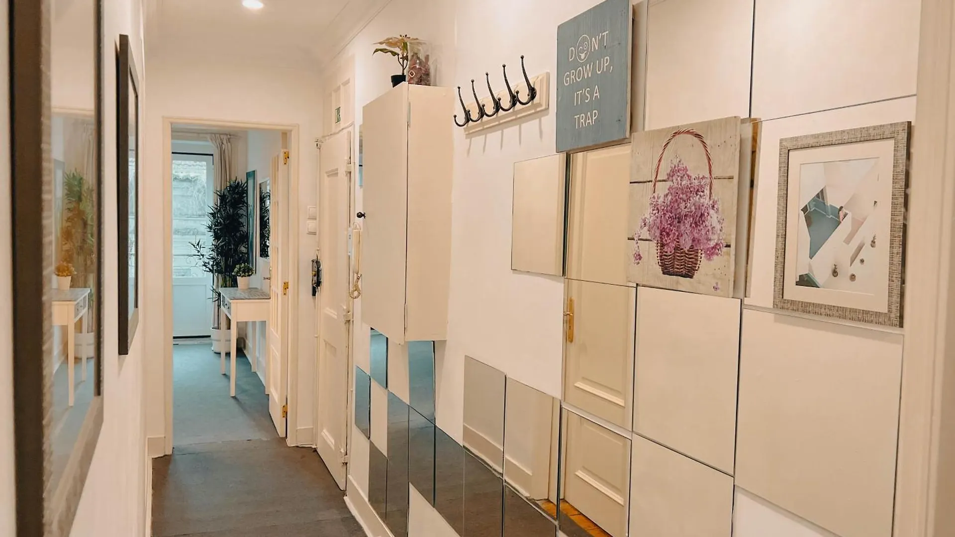 My Fair Lisbon - Trendy Bairro Alto Apartment